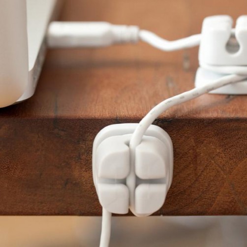 Cordlets kabelkontrol fra alle vinkler hvid monteret på bord Cordlets kabelkontrol fra alle vinkler hvid monteret på bord